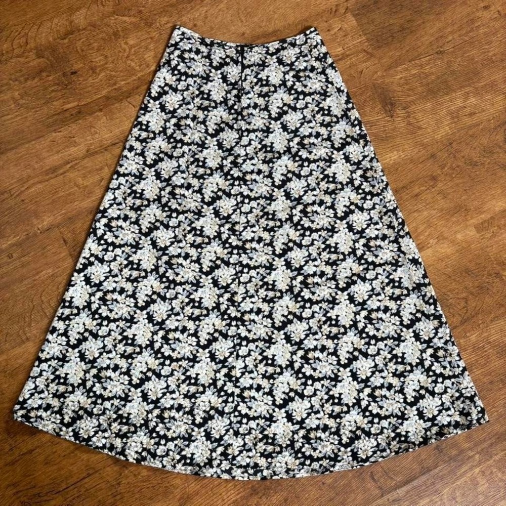 Vintage Ultimate Blues black floral midi skirt with zipper